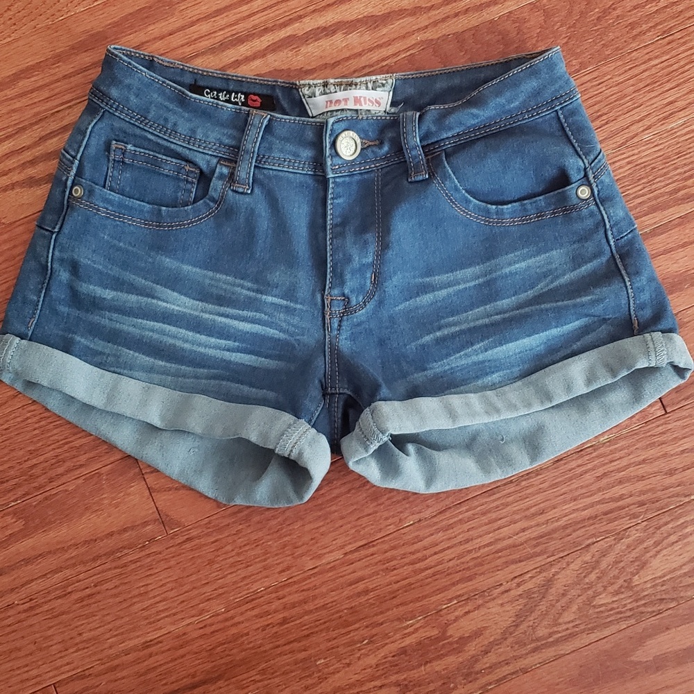 Hot Kiss size 1 shorts